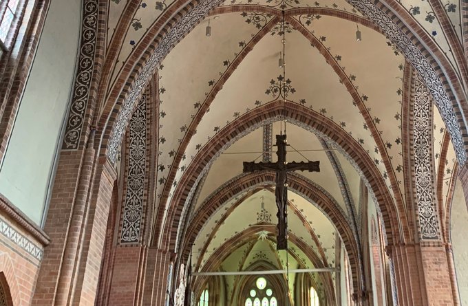 Religion(en) + Theologie | Gebäude + Architektur