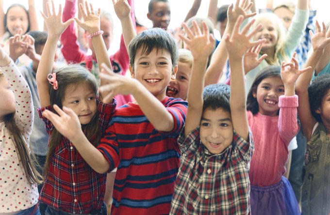 Politik + Gesellschaft | Pädagogik + Erziehung | Menschen | Soziale + Religiöse Themen