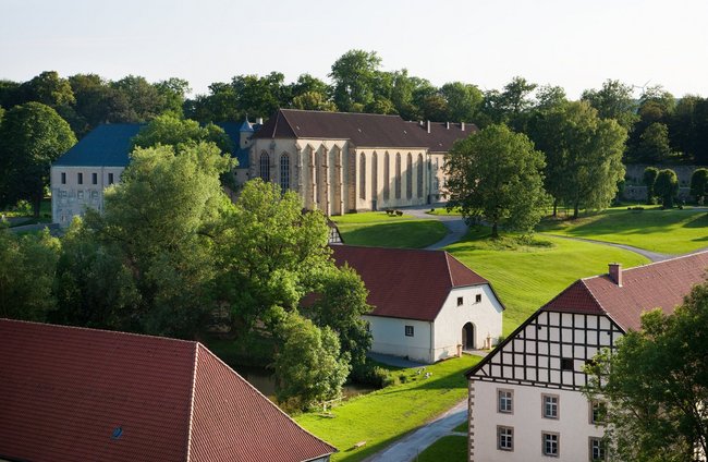 Politik + Gesellschaft | Gebäude + Architektur