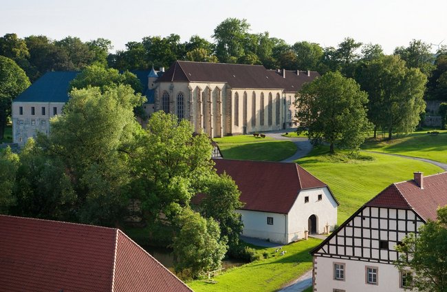 Politik + Gesellschaft | Gebäude + Architektur