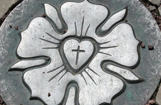 Religion(en) + Theologie | Reisen + Pilgern | Soziale + Religiöse Themen | Gebäude + Architektur