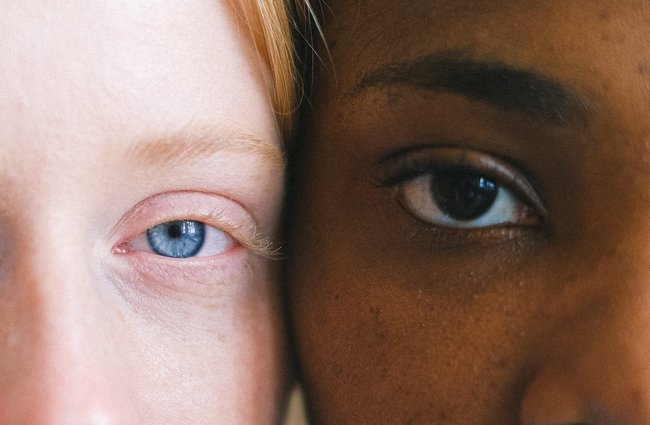 Politik + Gesellschaft | Familie, Generationen + Gender | Menschen | Soziale + Religiöse Themen