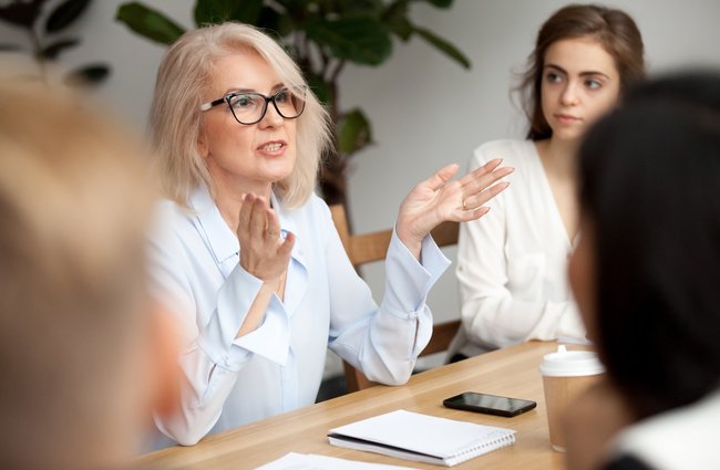 Beruf + Arbeit | Schulische + Sprachliche Bildung | Menschen | Arbeitswelt, Ausbildung + Schule