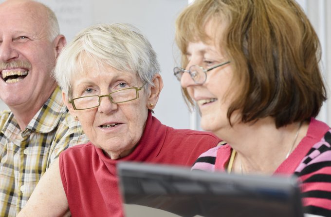 Politik + Gesellschaft | Familie, Generationen + Gender | Menschen | Wissenschaft, Technik + Medien