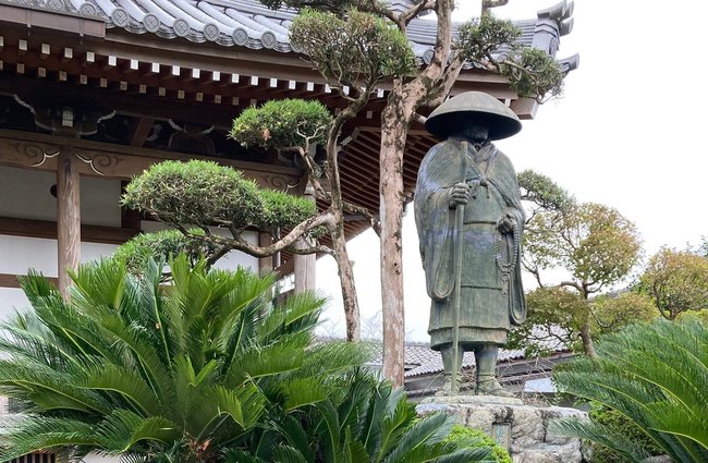 Religion(en) + Theologie | Soziale + Religiöse Themen | Gebäude + Architektur