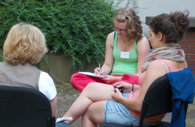 Schulische + Sprachliche Bildung | Menschen | Arbeitswelt, Ausbildung + Schule