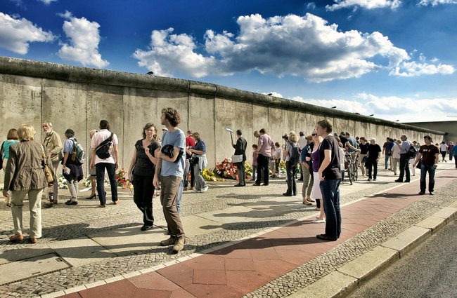 Politik + Gesellschaft | Menschen | Gebäude + Architektur