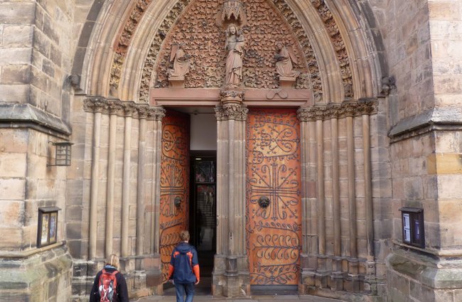 Religion(en) + Theologie | Gebäude + Architektur