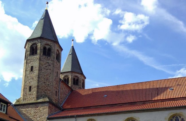 Religion(en) + Theologie | Gebäude + Architektur
