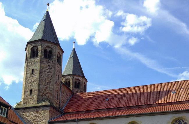 Religion(en) + Theologie | Gebäude + Architektur
