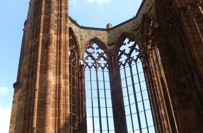 Religion(en) + Theologie | Reisen + Pilgern | Soziale + Religiöse Themen | Gebäude + Architektur