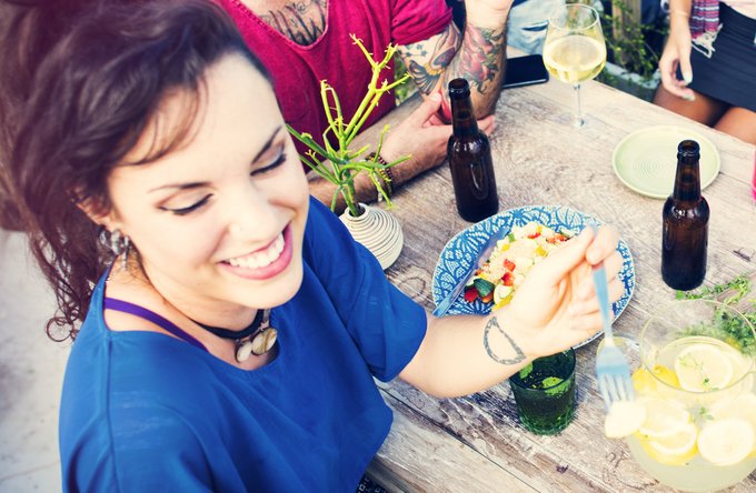 Gesundheit | Reisen + Pilgern | Menschen | Essen + Getränke