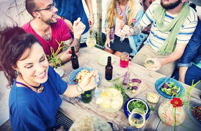 Gesundheit | Reisen + Pilgern | Menschen | Essen + Getränke