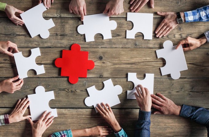 Beruf + Arbeit | Arbeitswelt, Ausbildung + Schule